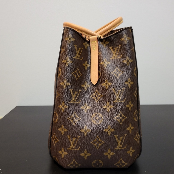 *SOLD*LV MONTAIGNE GM - Picture 5 of 15